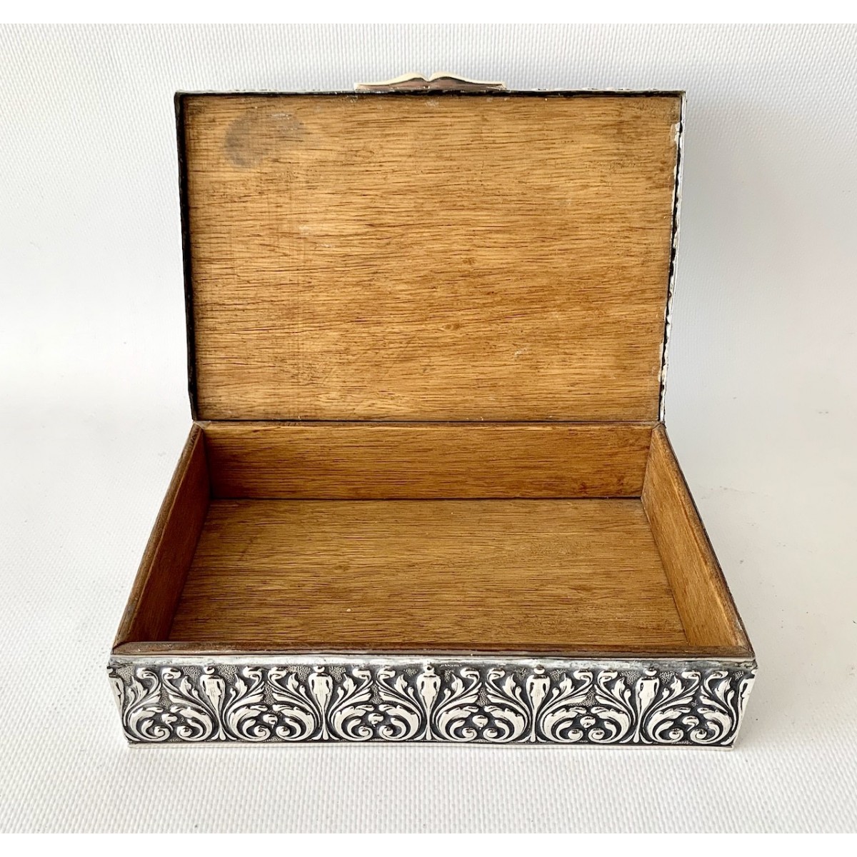 .Goie box in 925 Sterling silver