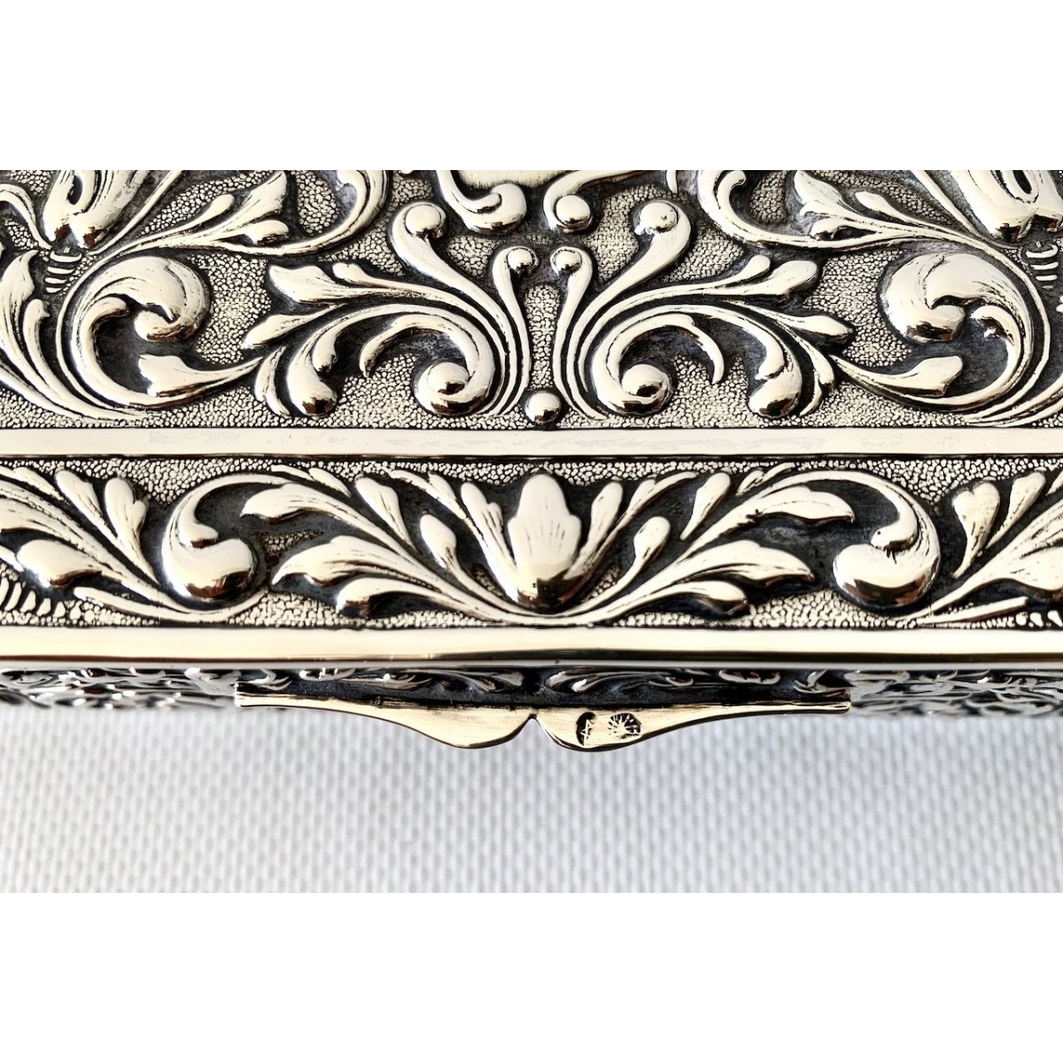 .Goie box in 925 Sterling silver