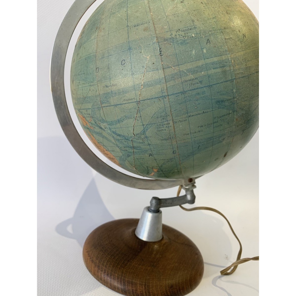 Luminous earth globe first half of the 20th 