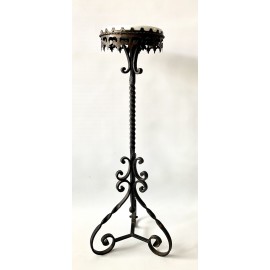 Pedestal of forged iron, final 19th