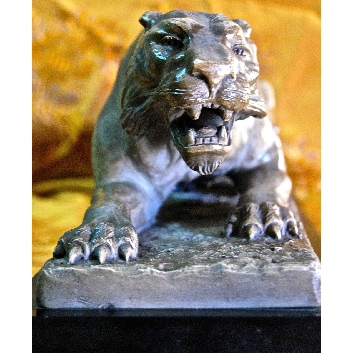 Leona, principio del siglo XX.