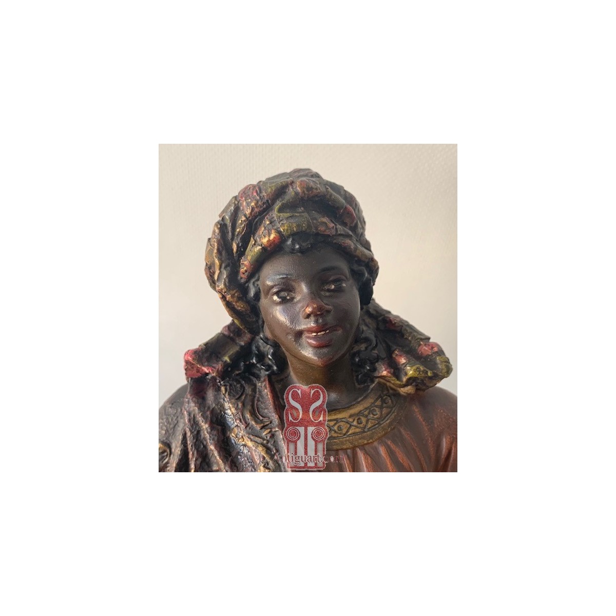 “Moro con bandeja” escultura de terracotta, principio siglo XX