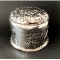 Scatola rotonda d’argento Sterling dell'800 inglese