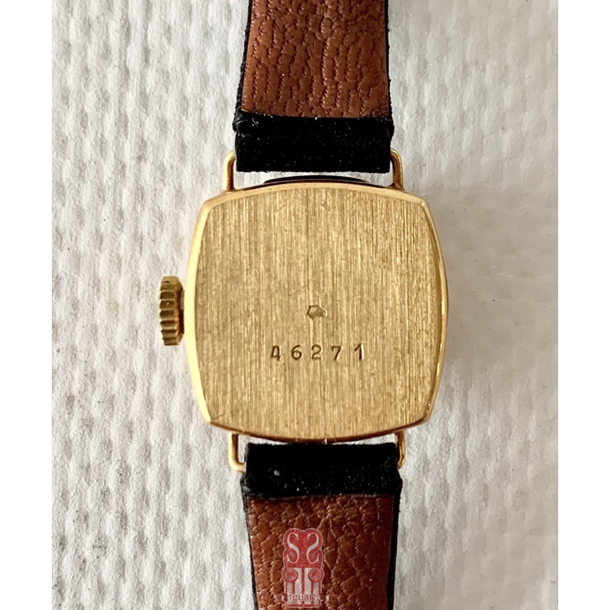 Lip woman watch 18 karat gold