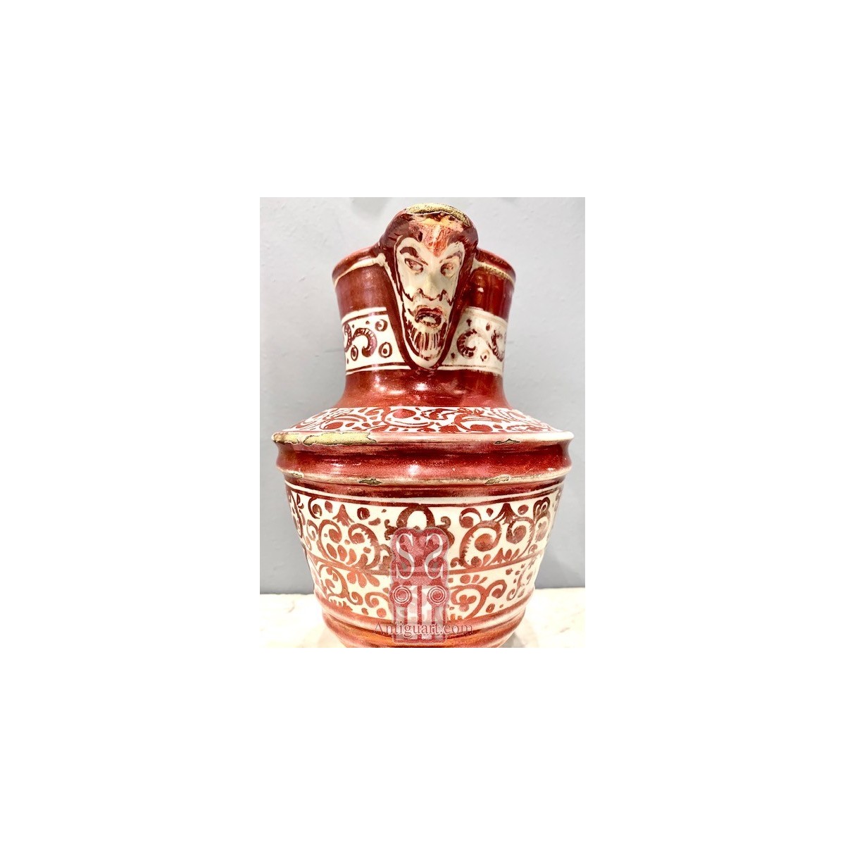 Jarra de pico, cerámica de reflejo metálico, siglo XIX