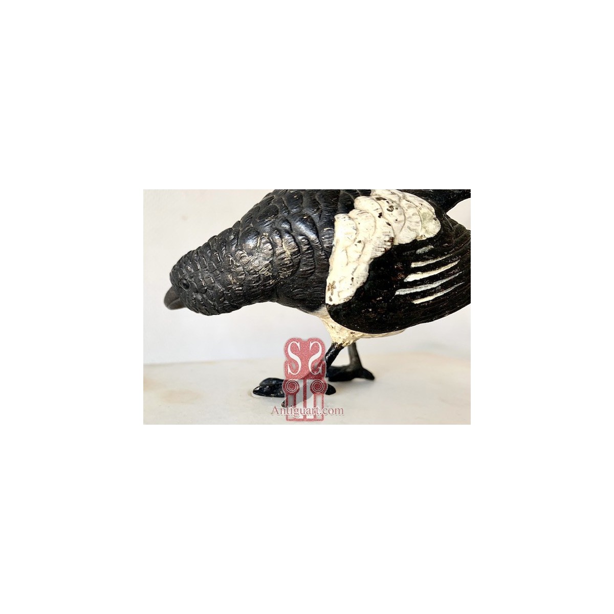 Gazza ladra, bronzo di Vienna policromato