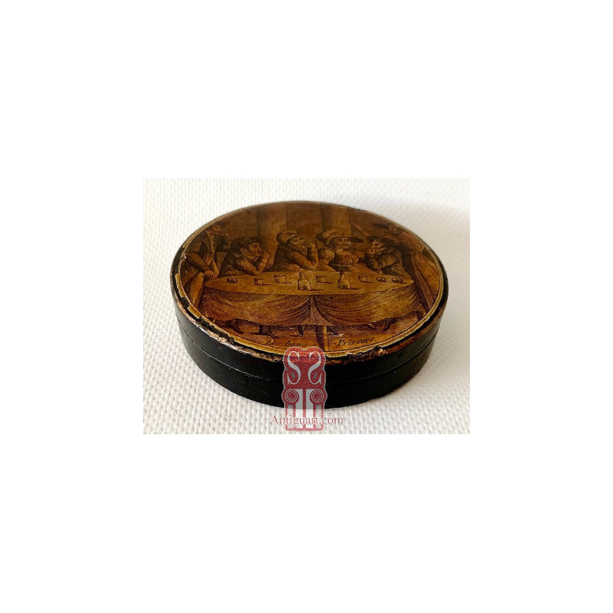 Round tobacco box 19th