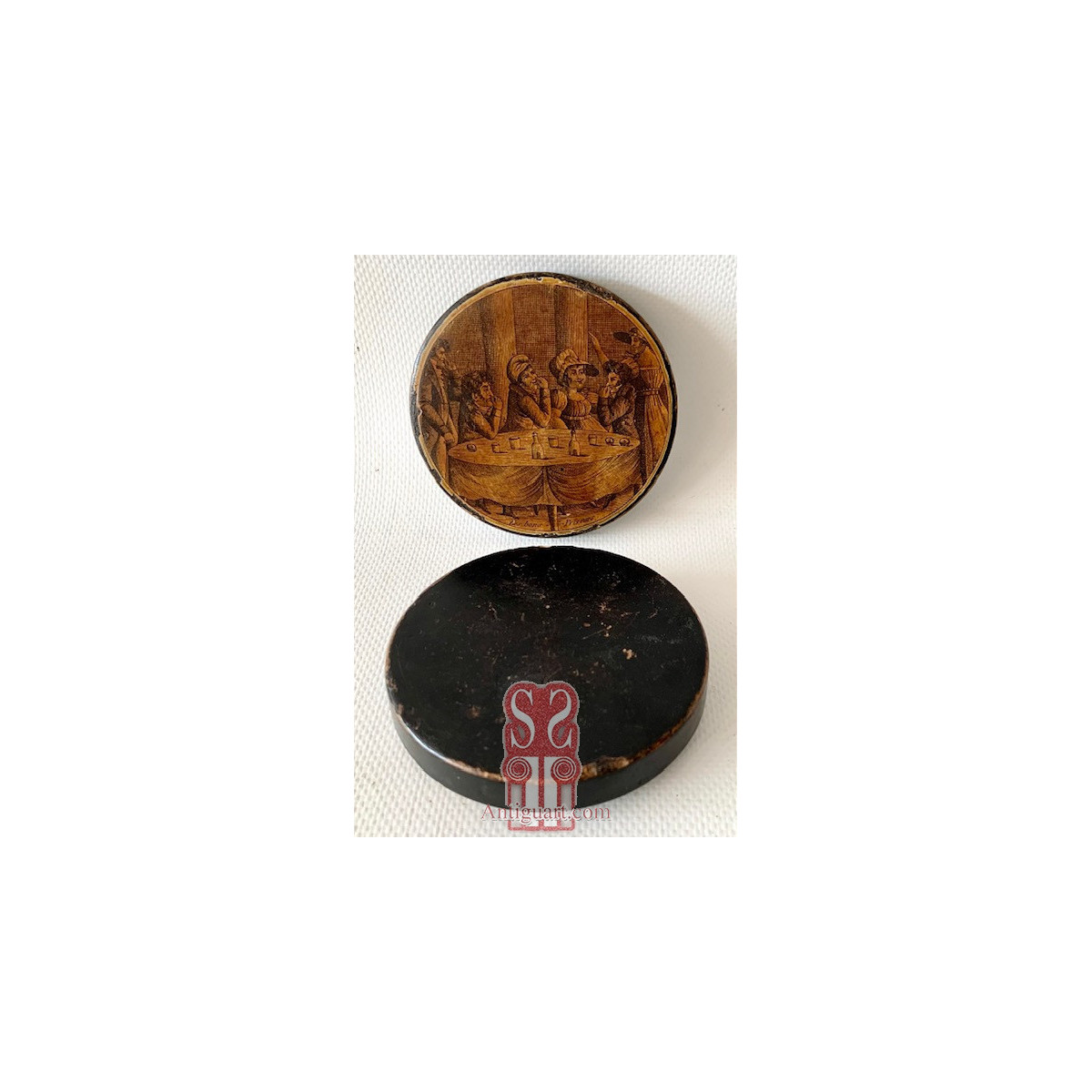 Round tobacco box 19th