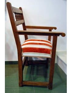 Butaca frailera de finales del siglo XVIII. 2