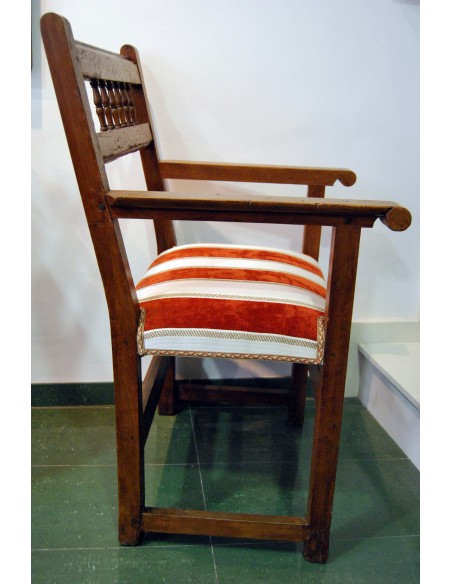 Butaca frailera de finales del siglo XVIII.