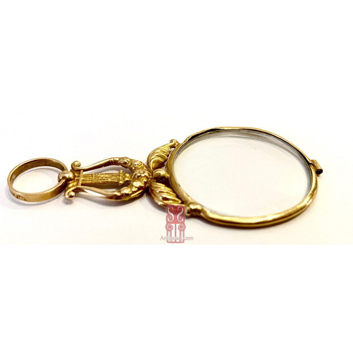 Lupa de oro de 18 quilates, siglo XIX, Suecia.