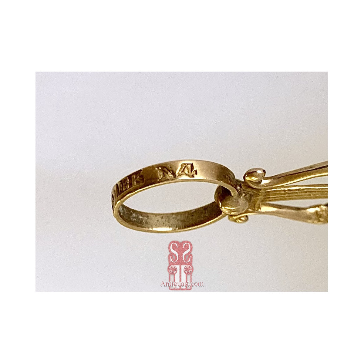 Lupa de oro de 18 quilates, siglo XIX, Suecia.