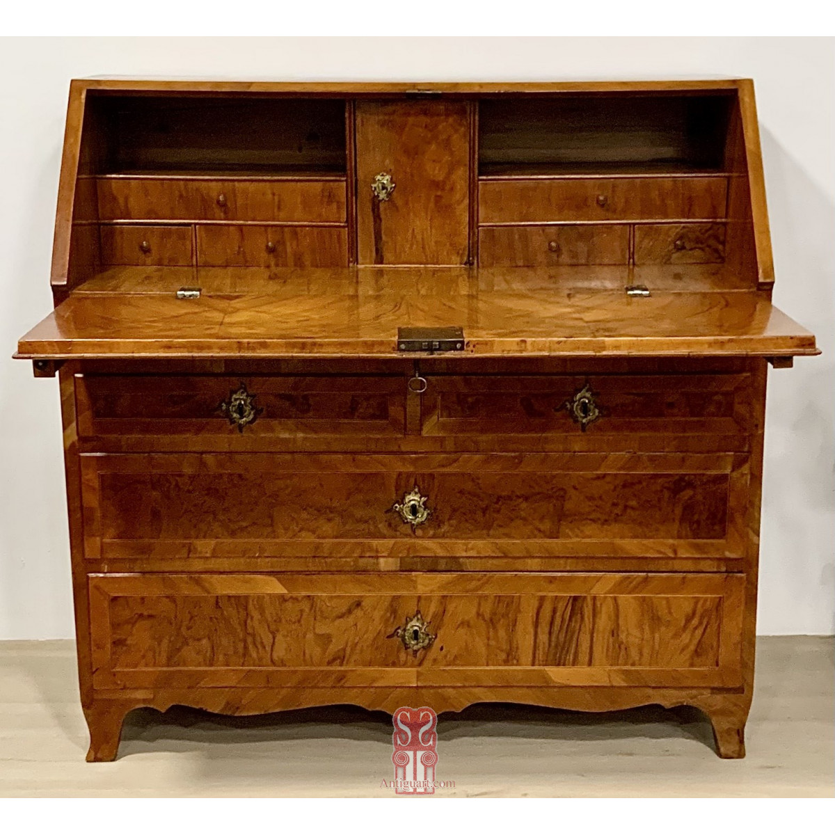 Escritorio papelera, Carlos IV, finales del siglo XVIII.