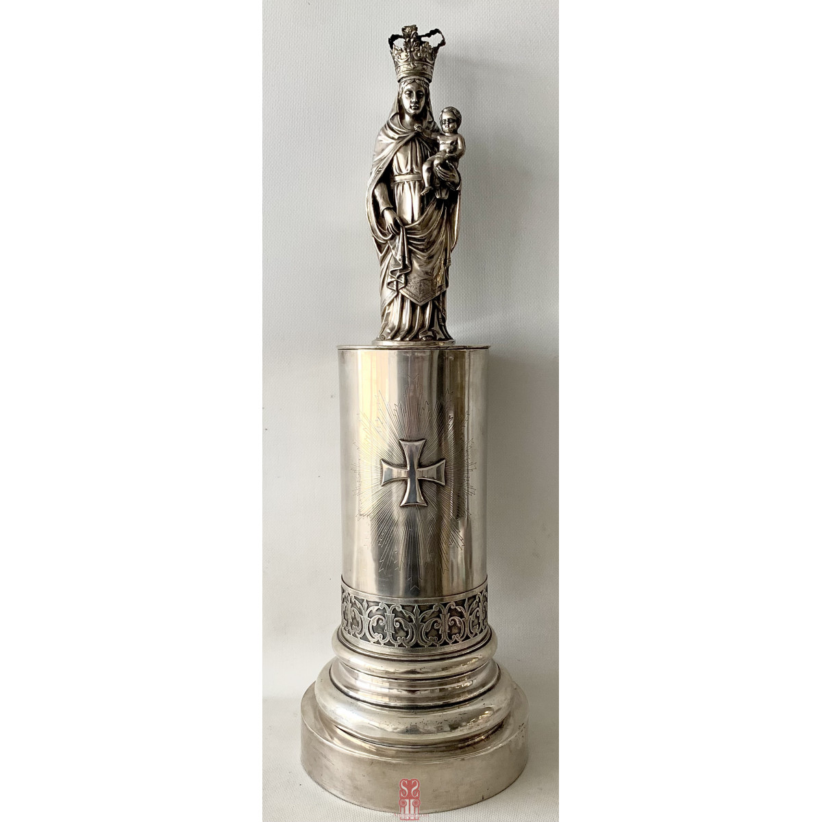 Virgen del Pilar de plata de Ley de gran tamaño.