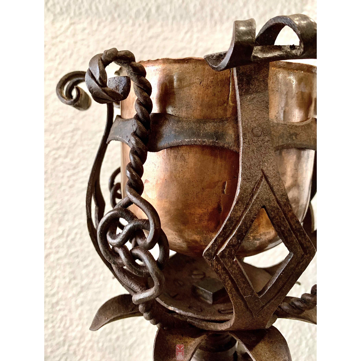 Pareja de morillos en hierro forjado del siglo XIX