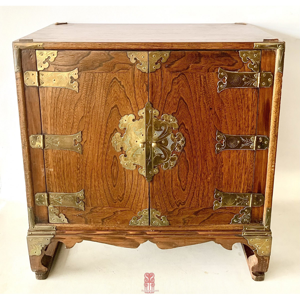 Mueble coreano bandaji, finales del siglo XIX