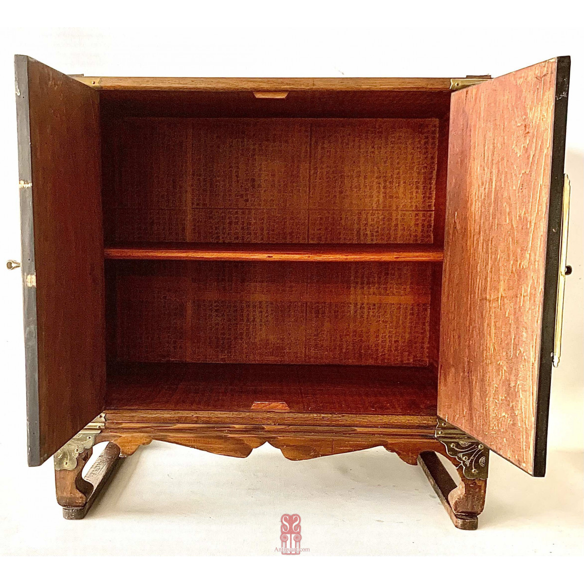 Mueble coreano bandaji, finales del siglo XIX