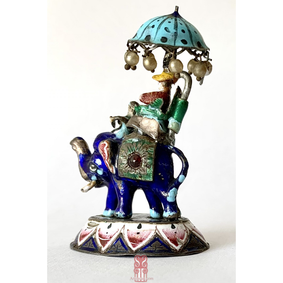 Miniatura de plata de ley esmaltada.