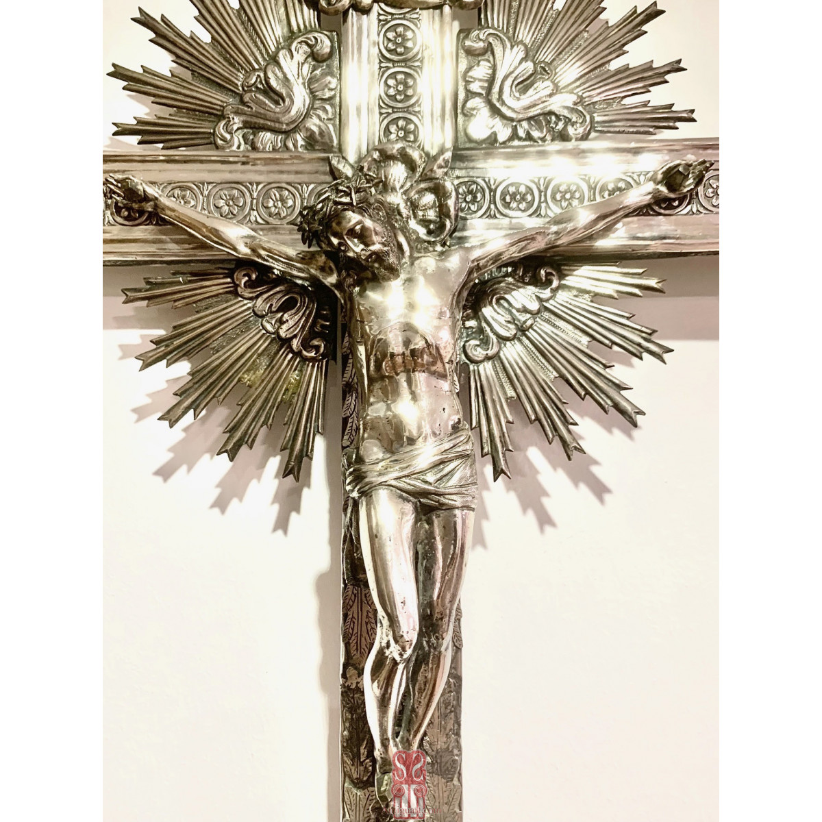 Importante crucifijo de plata Italiano, finales del siglo XVIII