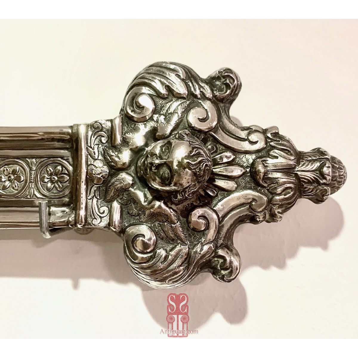 Importante crucifijo de plata Italiano, finales del siglo XVIII