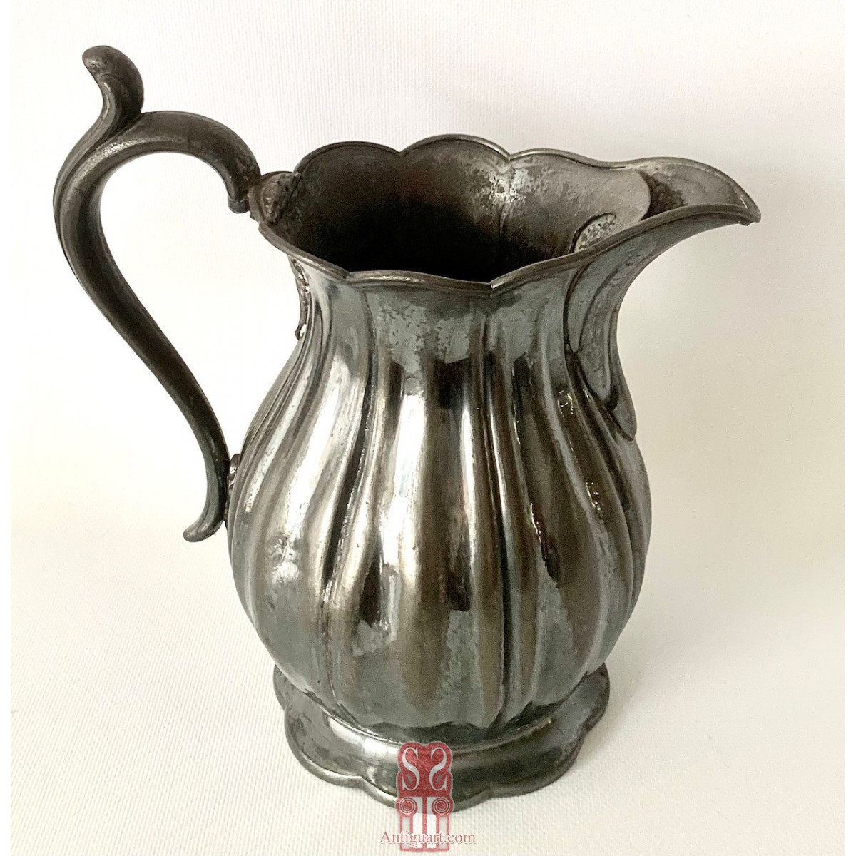 Jarra en peltro del siglo XVIII.