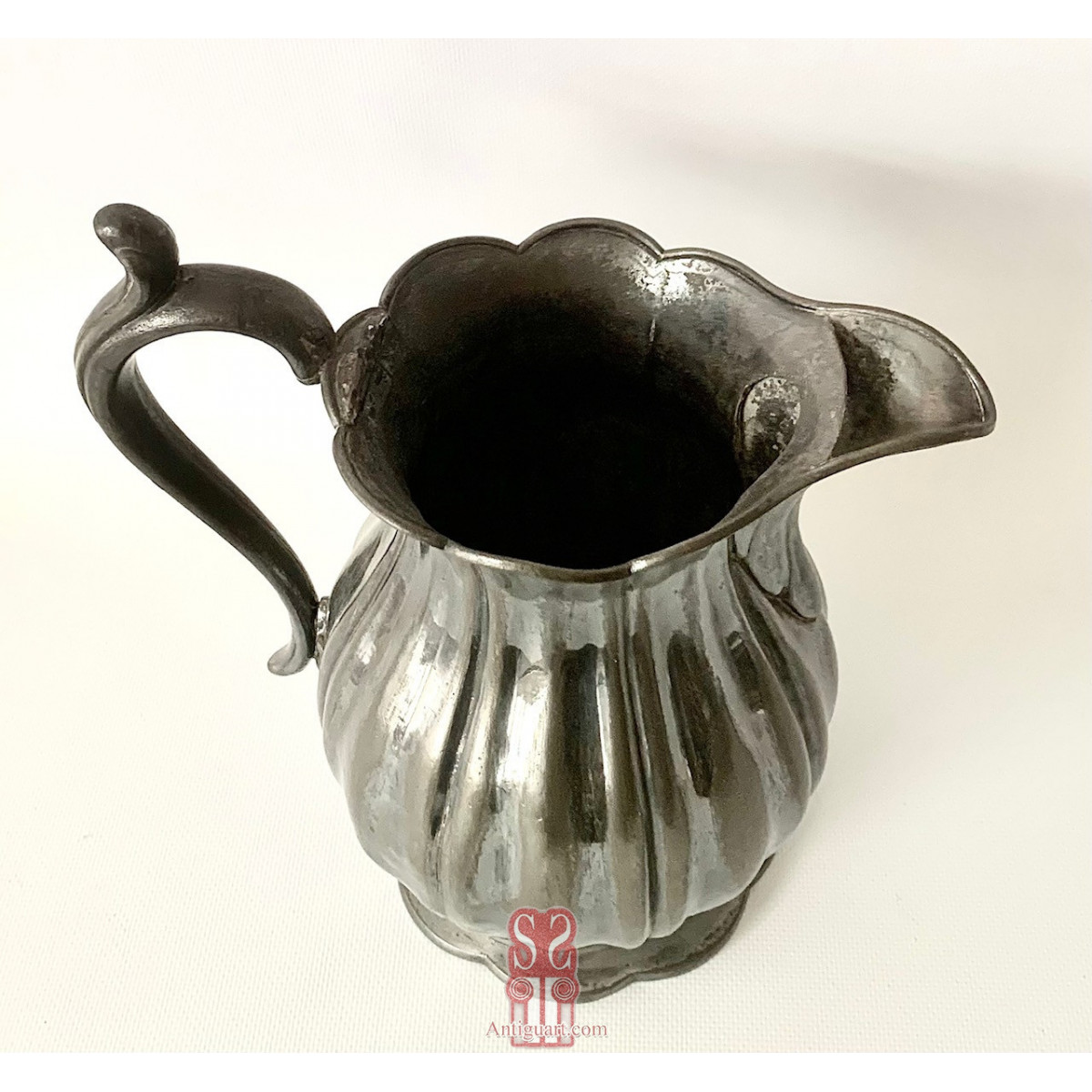 Jarra en peltro del siglo XVIII.