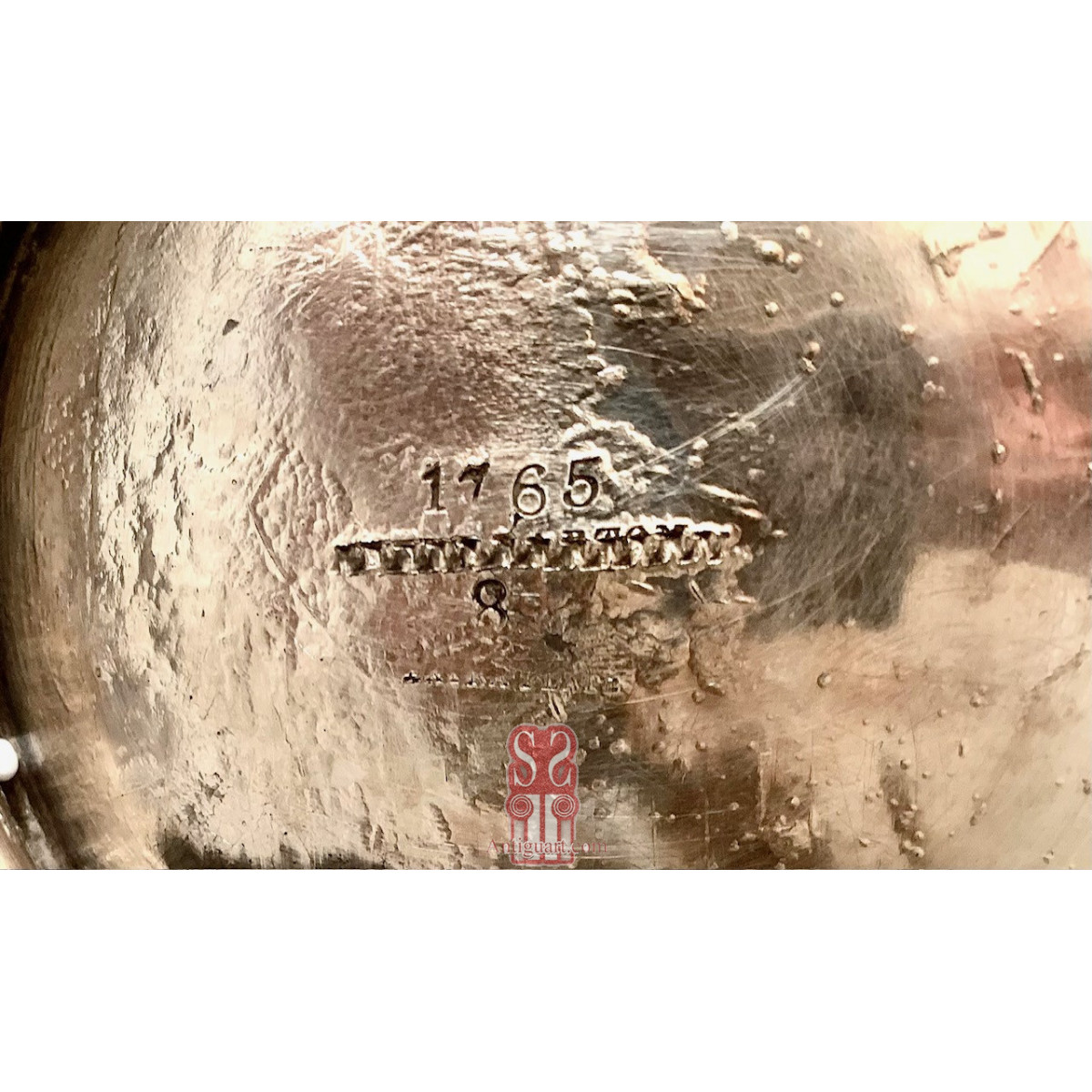 Jarra en peltro del siglo XVIII.