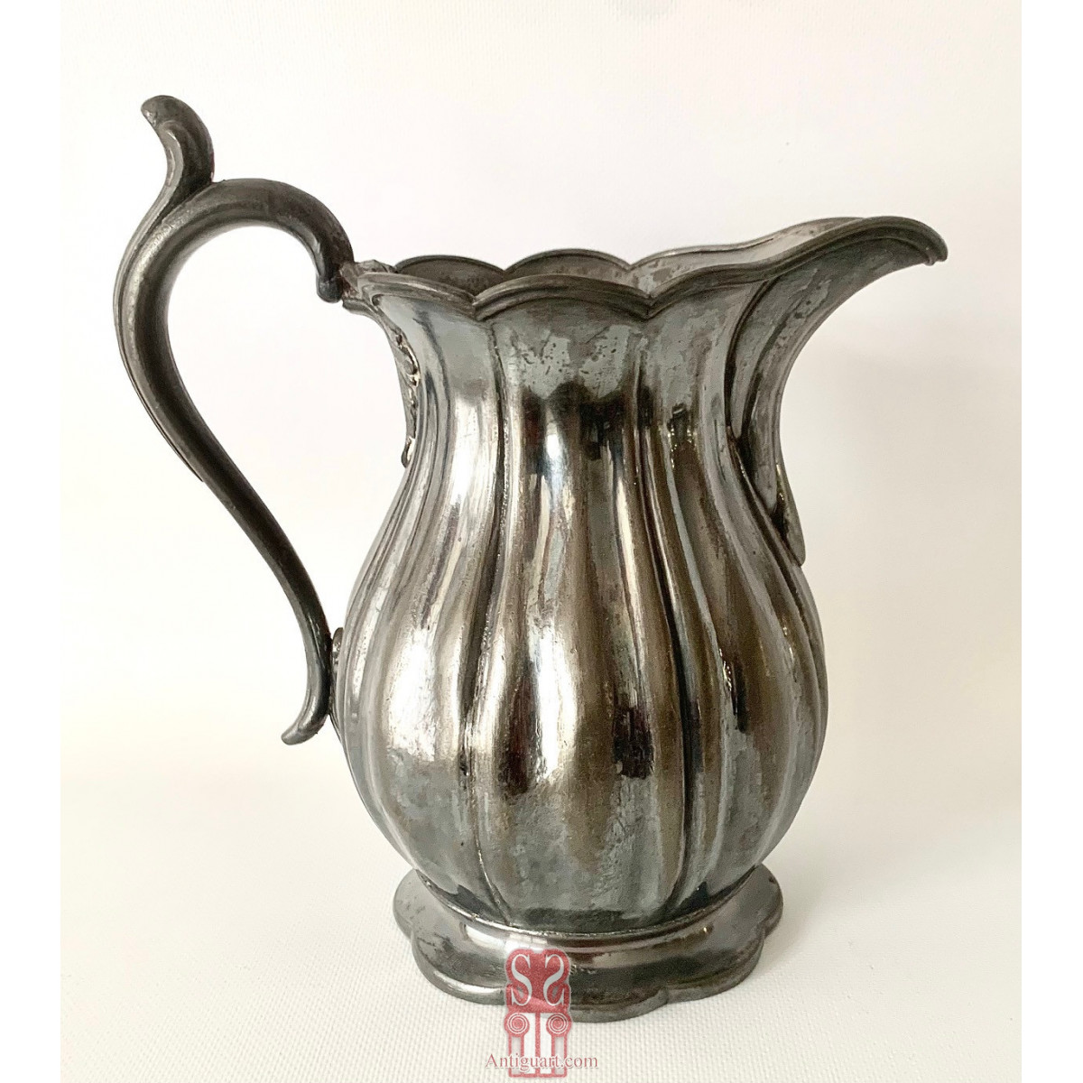 Jarra en peltro del siglo XVIII.