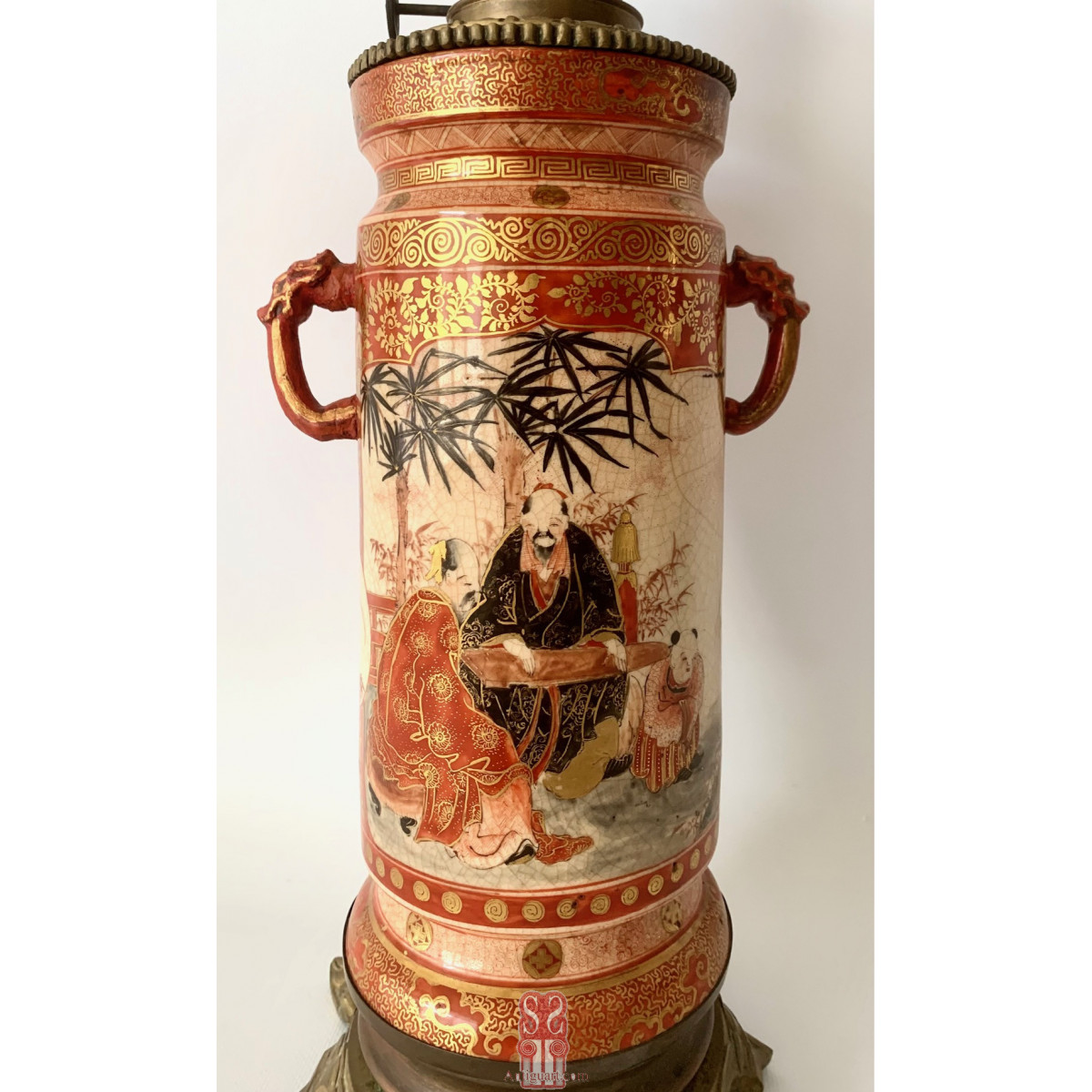 Pareja de quinqué o lamparas de aceite, cerámica del siglo XIX, Japón Kutani 