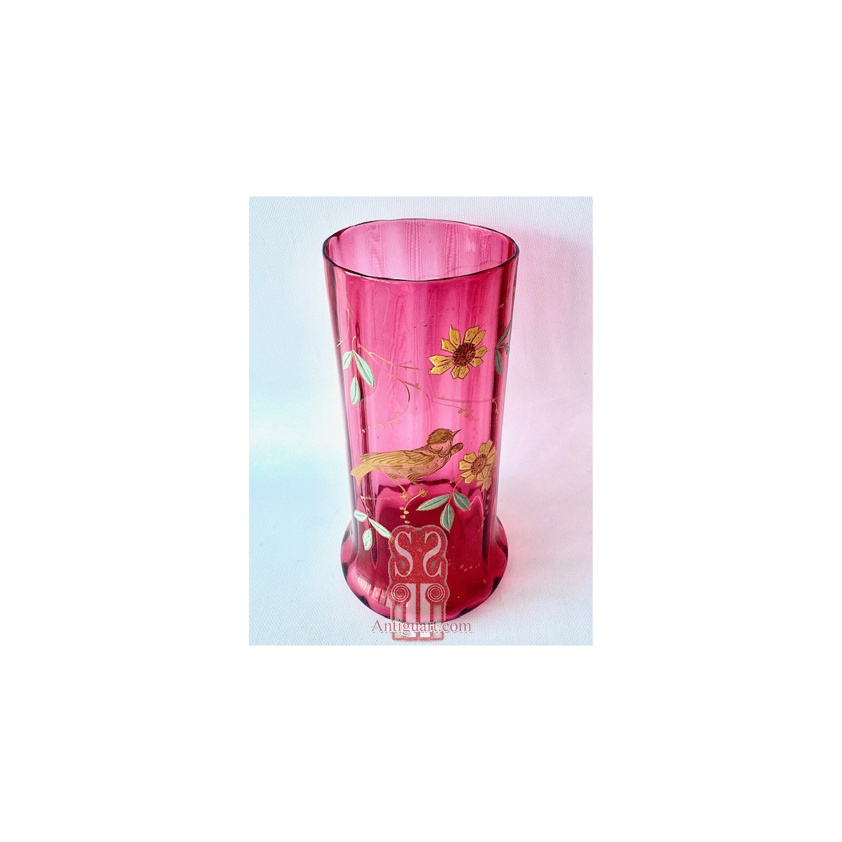 Jarrón de cristal soplado de principios del Siglo XX, Modernista.