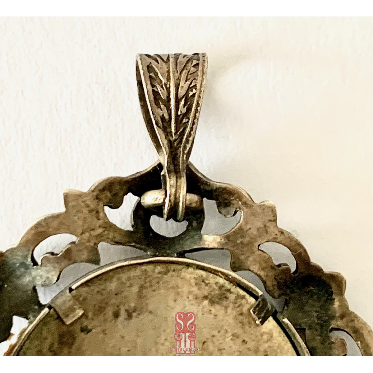 Retrato joven, miniatura. Colgante y broche, plata de ley.