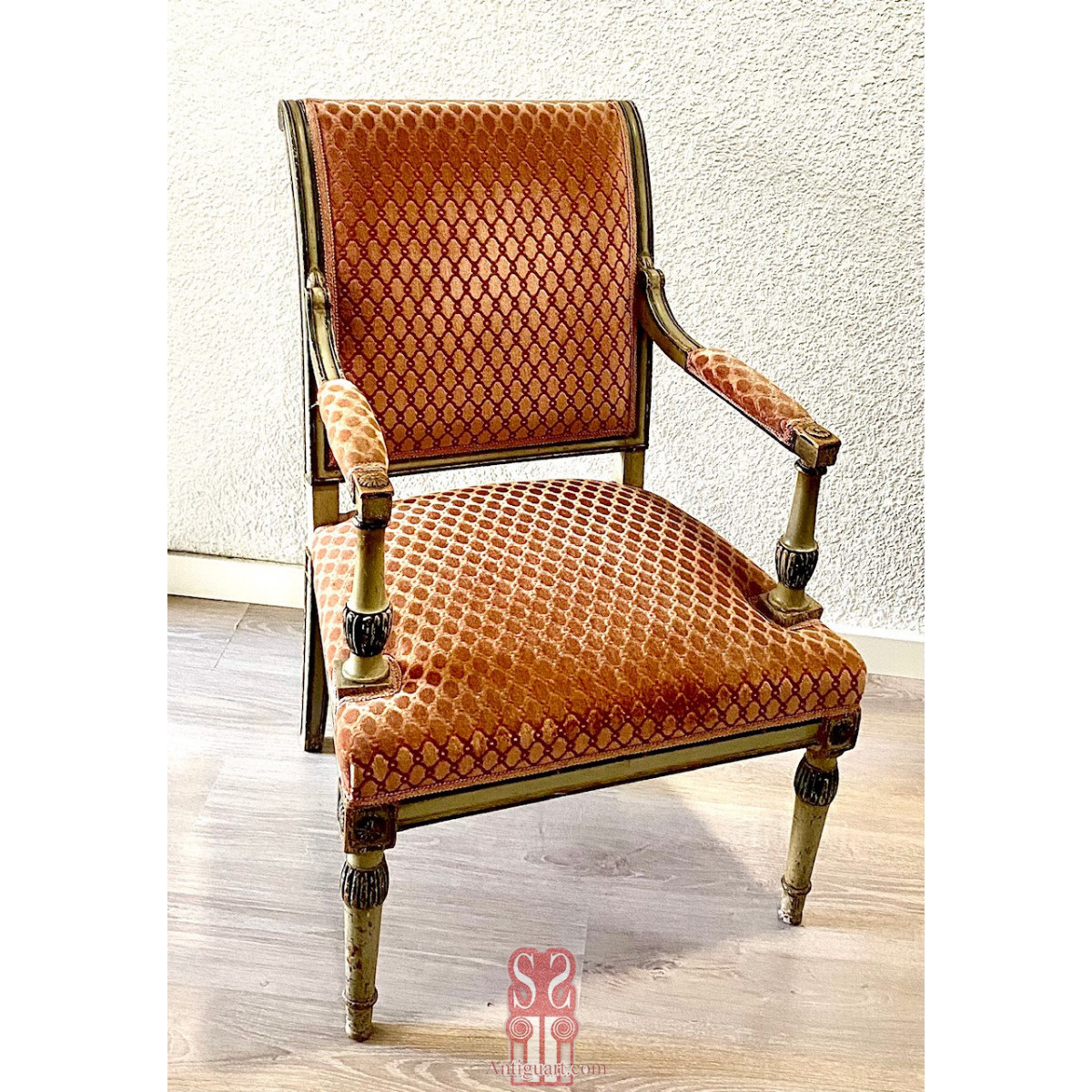 Butaca francesa Luis XVI del Siglo XVIII.