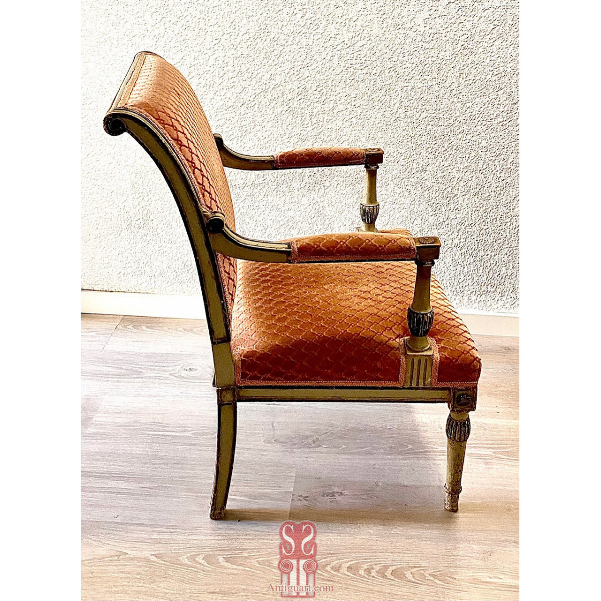 Butaca francesa Luis XVI del Siglo XVIII.