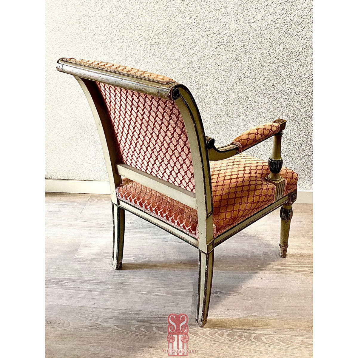 Butaca francesa Luis XVI del Siglo XVIII.