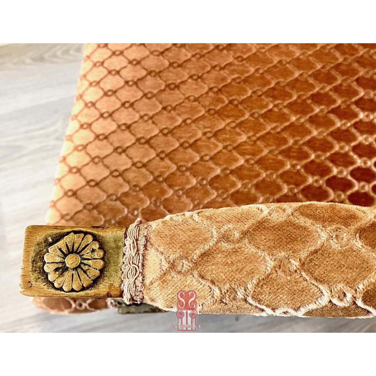 Butaca francesa Luis XVI del Siglo XVIII.