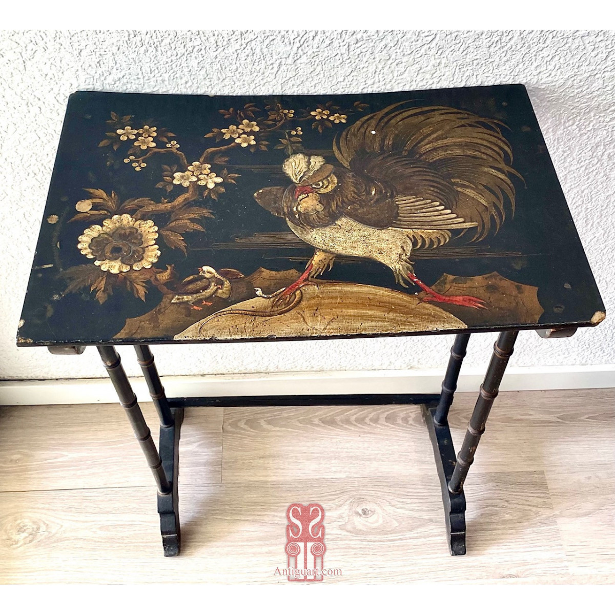 Mesa nido madera lacada negra y policromada chineseria. Finales Siglo XIX principios Siglo XX.