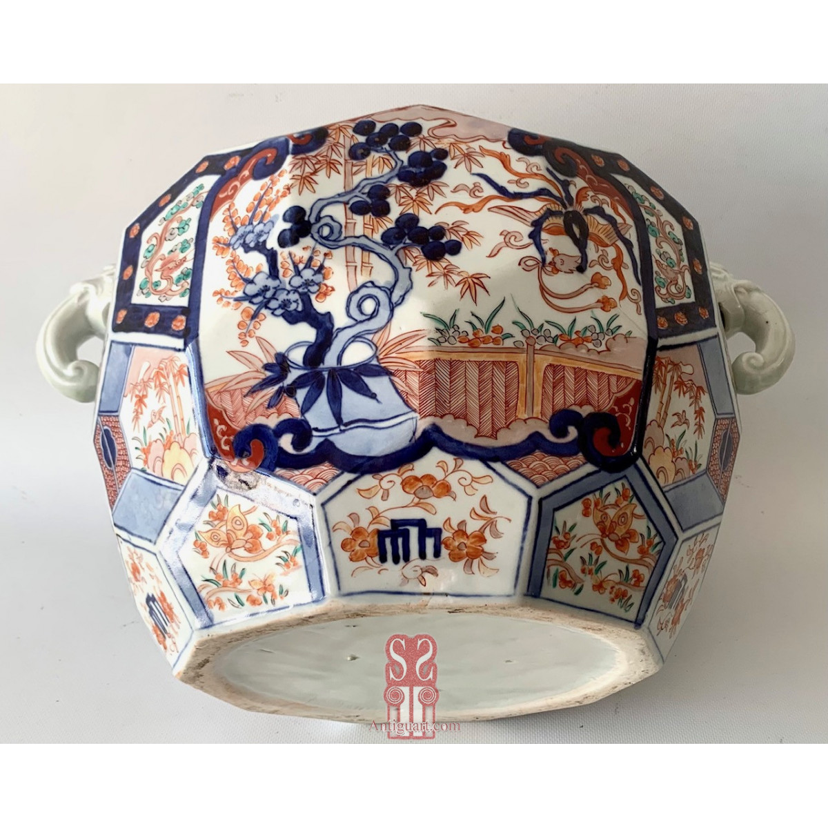 Jardinera cerámica, Japón Imari, Siglo XIX.