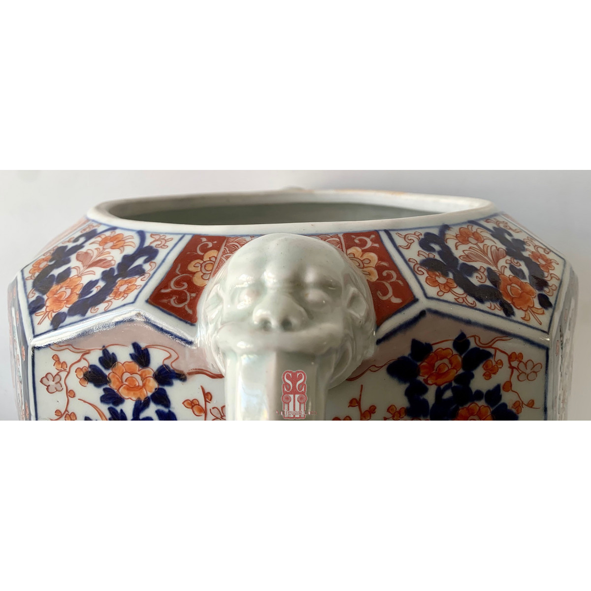 Jardinera cerámica, Japón Imari, Siglo XIX.