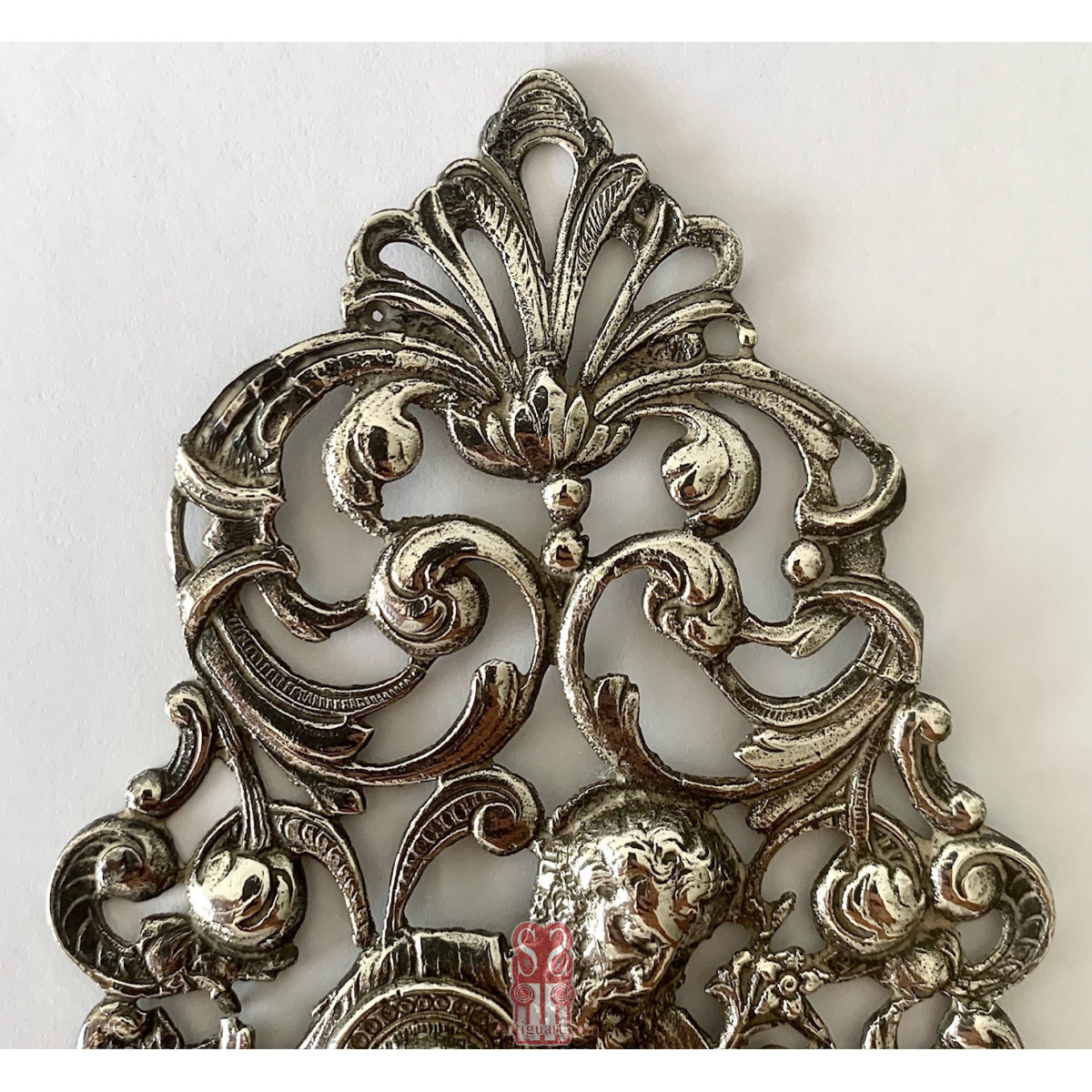 Benditera de plata, San José con el Niño. Finales del Siglo XIX.