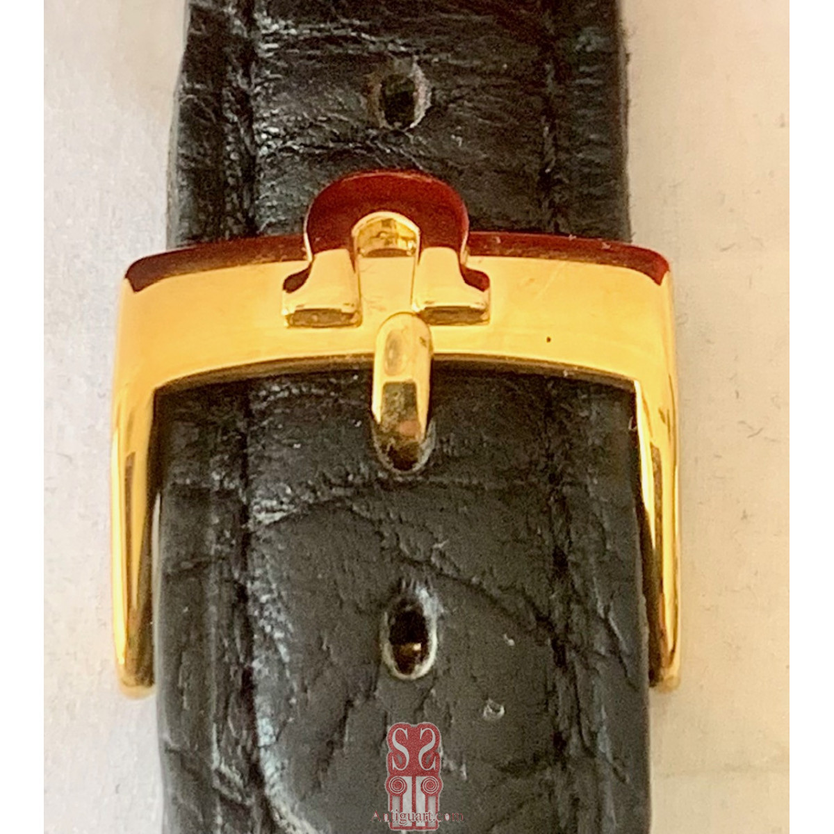 Reloj Omega de oro 18k.