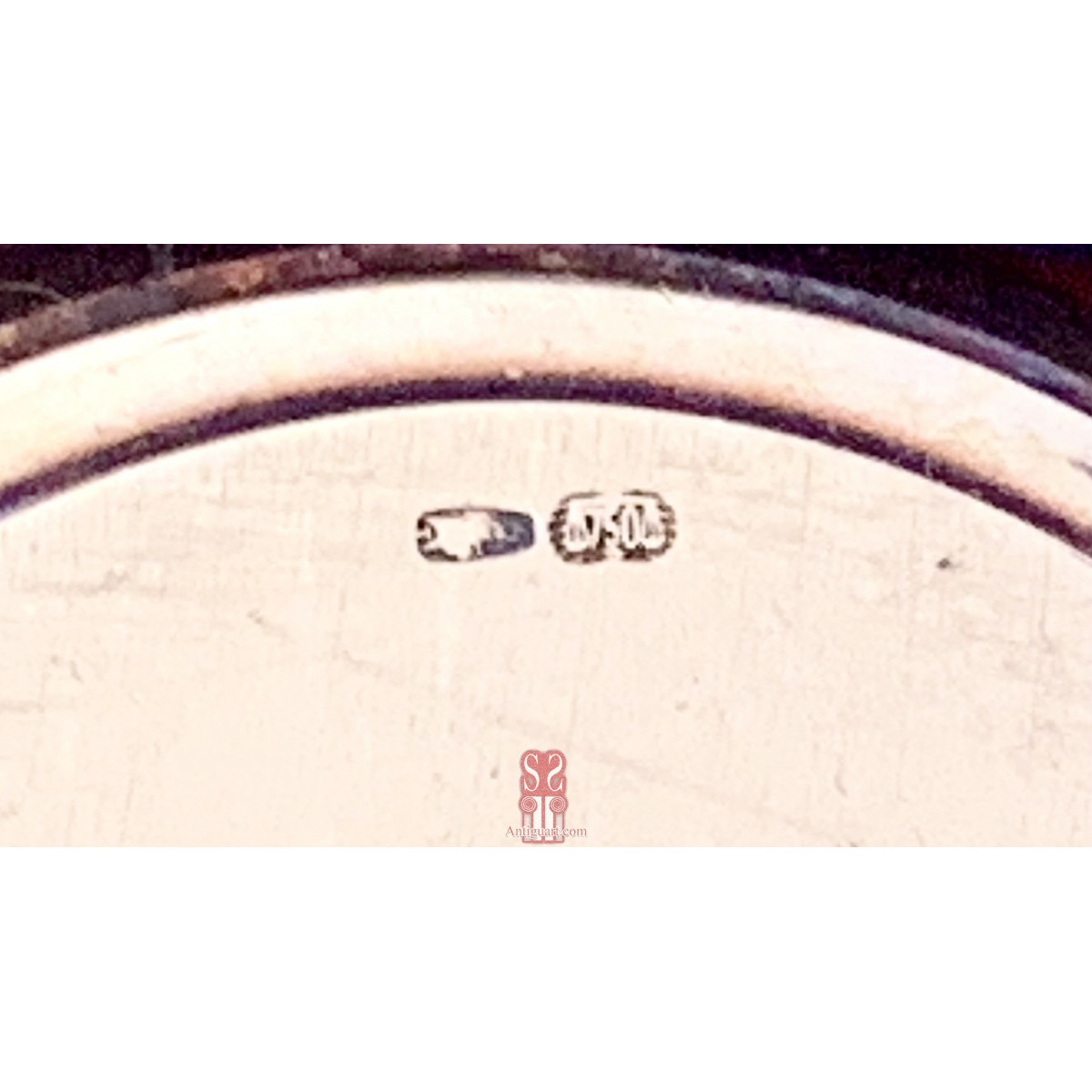 Reloj Omega de oro 18k.