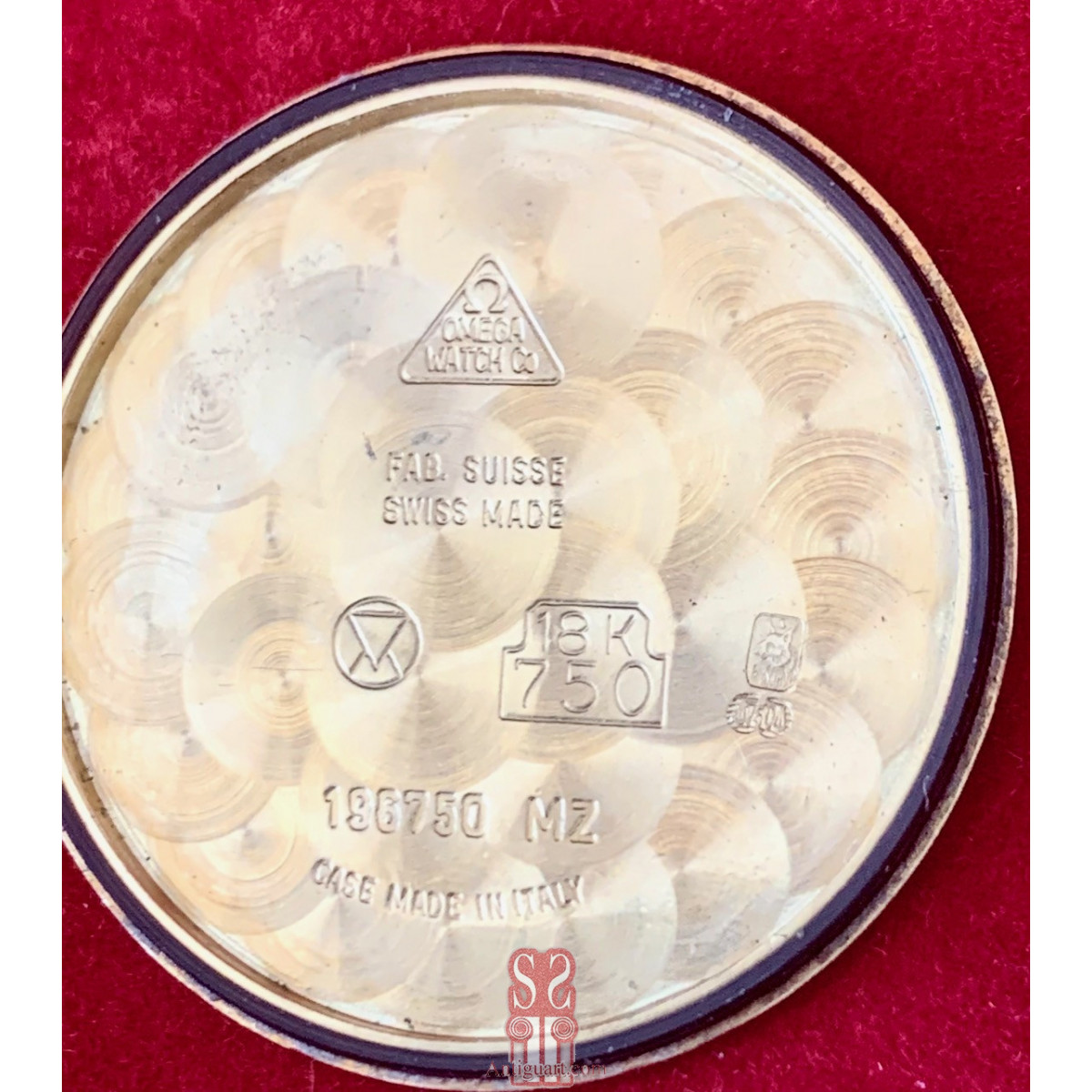 Reloj Omega de oro 18k.