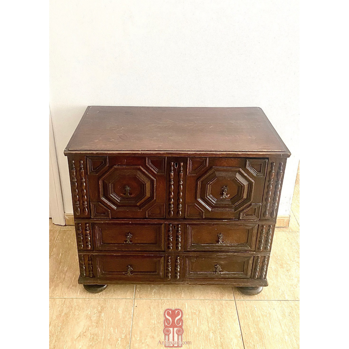 Cassettoncino in rovere, XVIII secolo