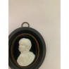 Retrato de Beatrice Cenci di Roma, camafeo en pasta vidria sobre ónix, Siglo XIX.