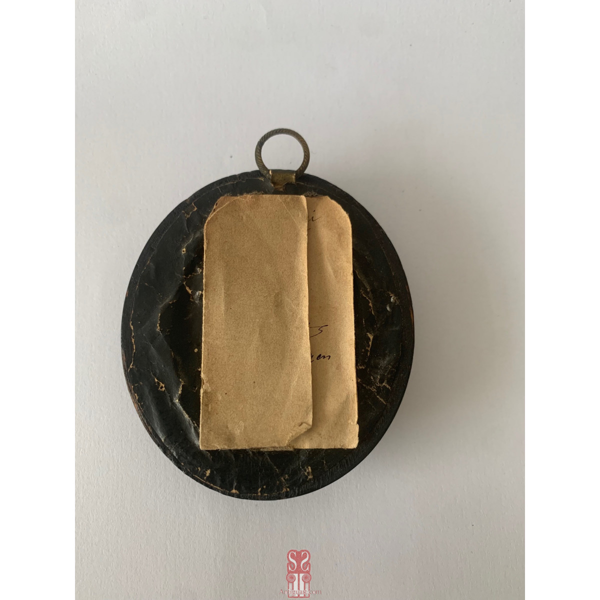 Retrato de Beatrice Cenci di Roma, camafeo en pasta vidria sobre ónix, Siglo XIX.