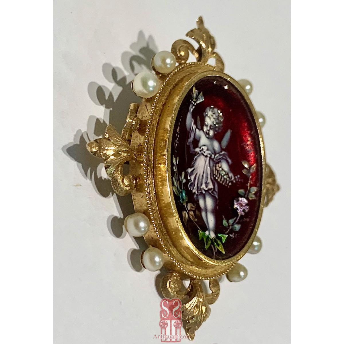 Broche de oro 18k. Principios Siglo XX.