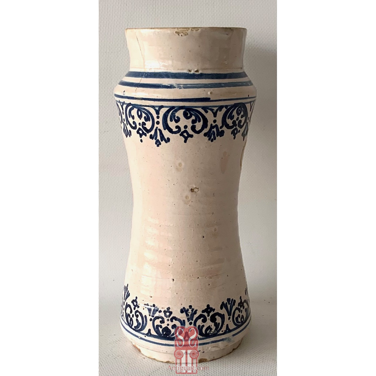 Albarelo de loza aragonés del Siglo XVIII.