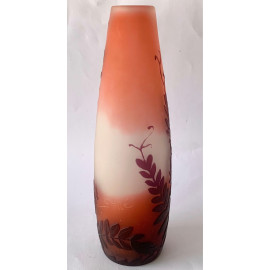 Jarrón de cristal Gallé, modernista, circa 1900. Francia. 2