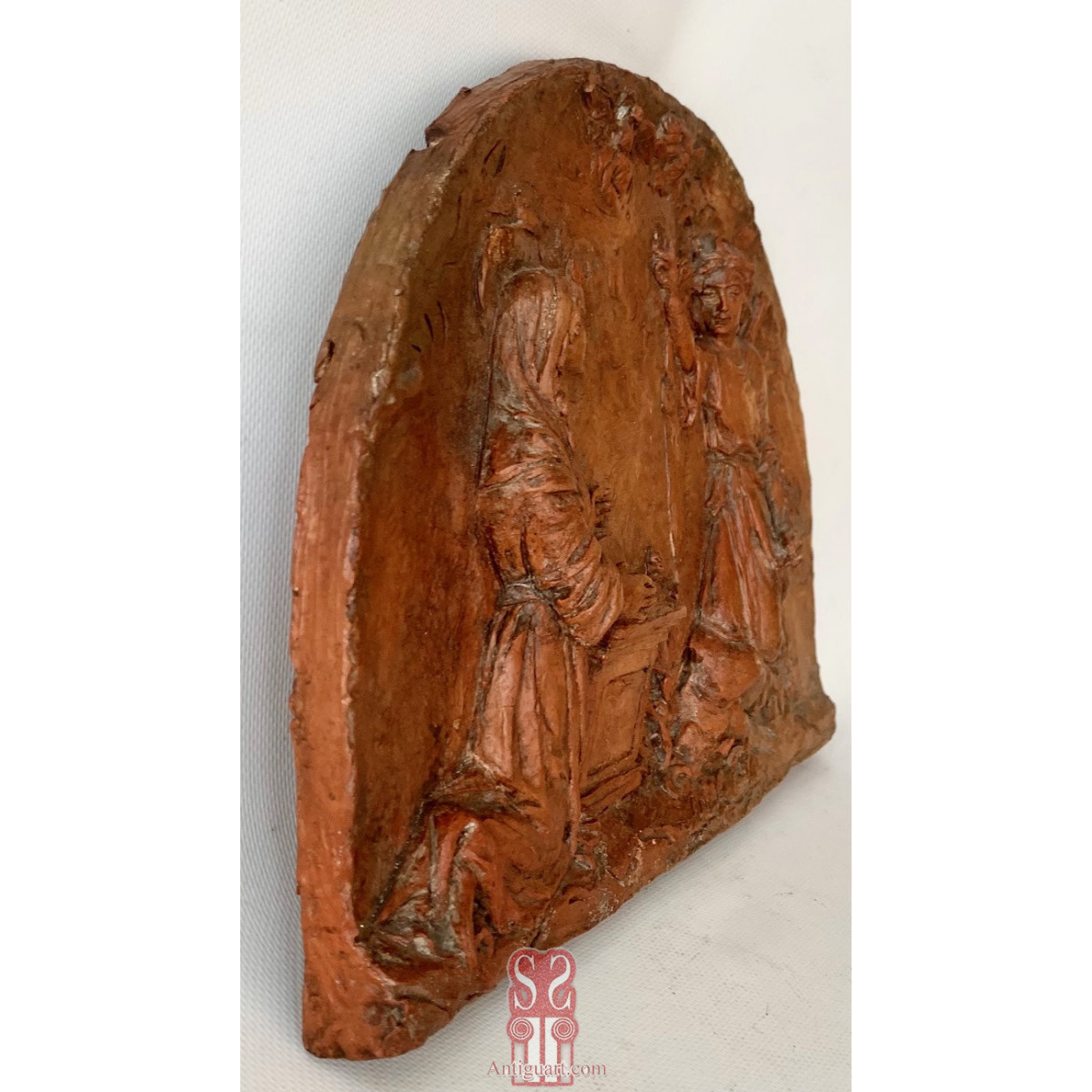 Anunciación. Bajorrelieve de barro, Italia Siglo XVIII.