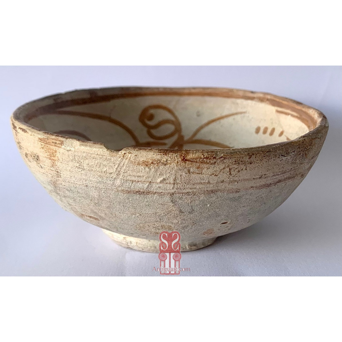 Escudilla de cerámica, Ave estilizada. Manises Siglo XV.